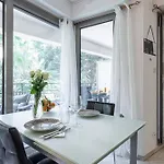 Apartment Chez Lili Centre Terrasse Clim 50m Menton
