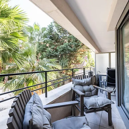 Centre Terrasse Climatisation 50m