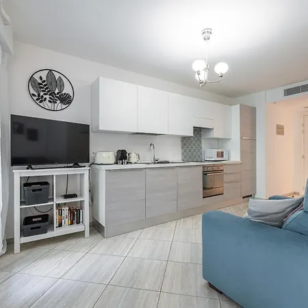 Apartman Chez Lili Centre Terrasse Clim 50m Menton