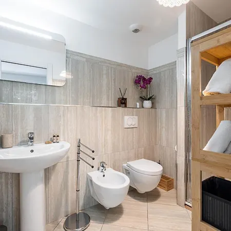 Centre Terrasse Climatisation 50m Appartement Menton