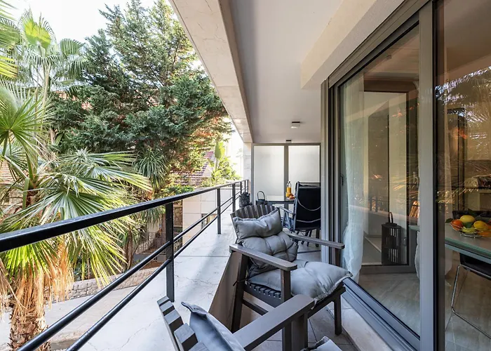 Chez Lili Centre Terrasse Clim 50m * Menton