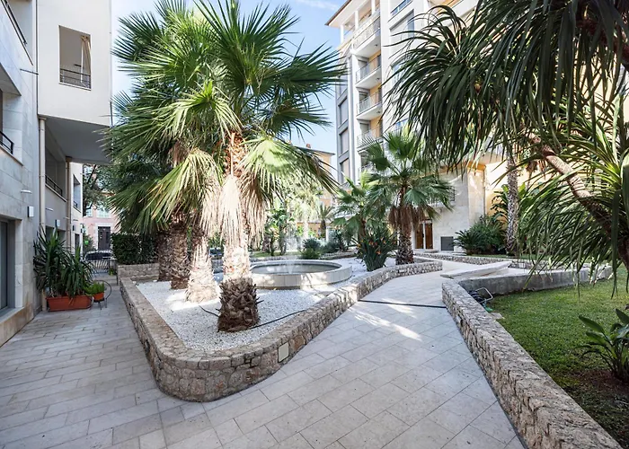 Chez Lili Centre Terrasse Clim 50m Menton